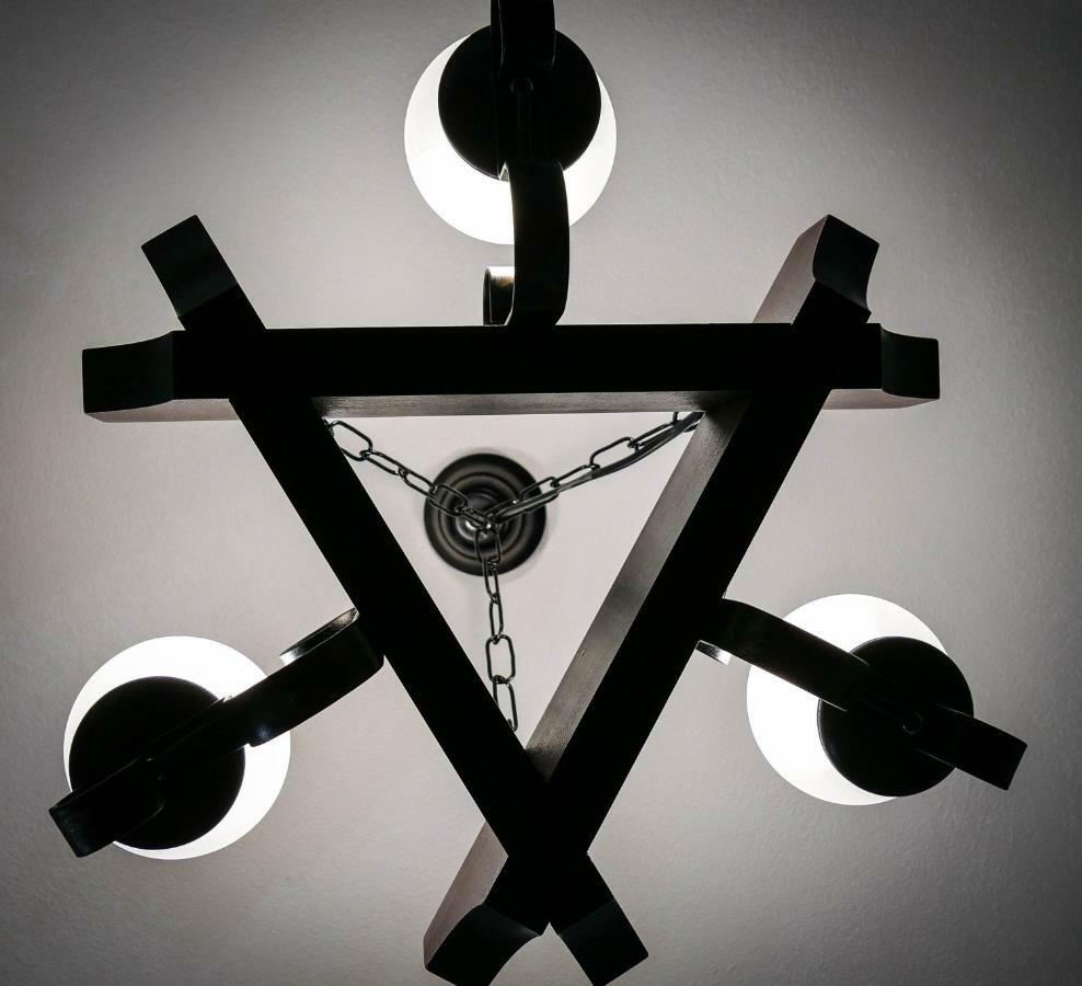 Pensiunea Gradinarilor Cu Ciubar Si Statie De Incarcare Electrica Auto Comanesti  外观 照片
